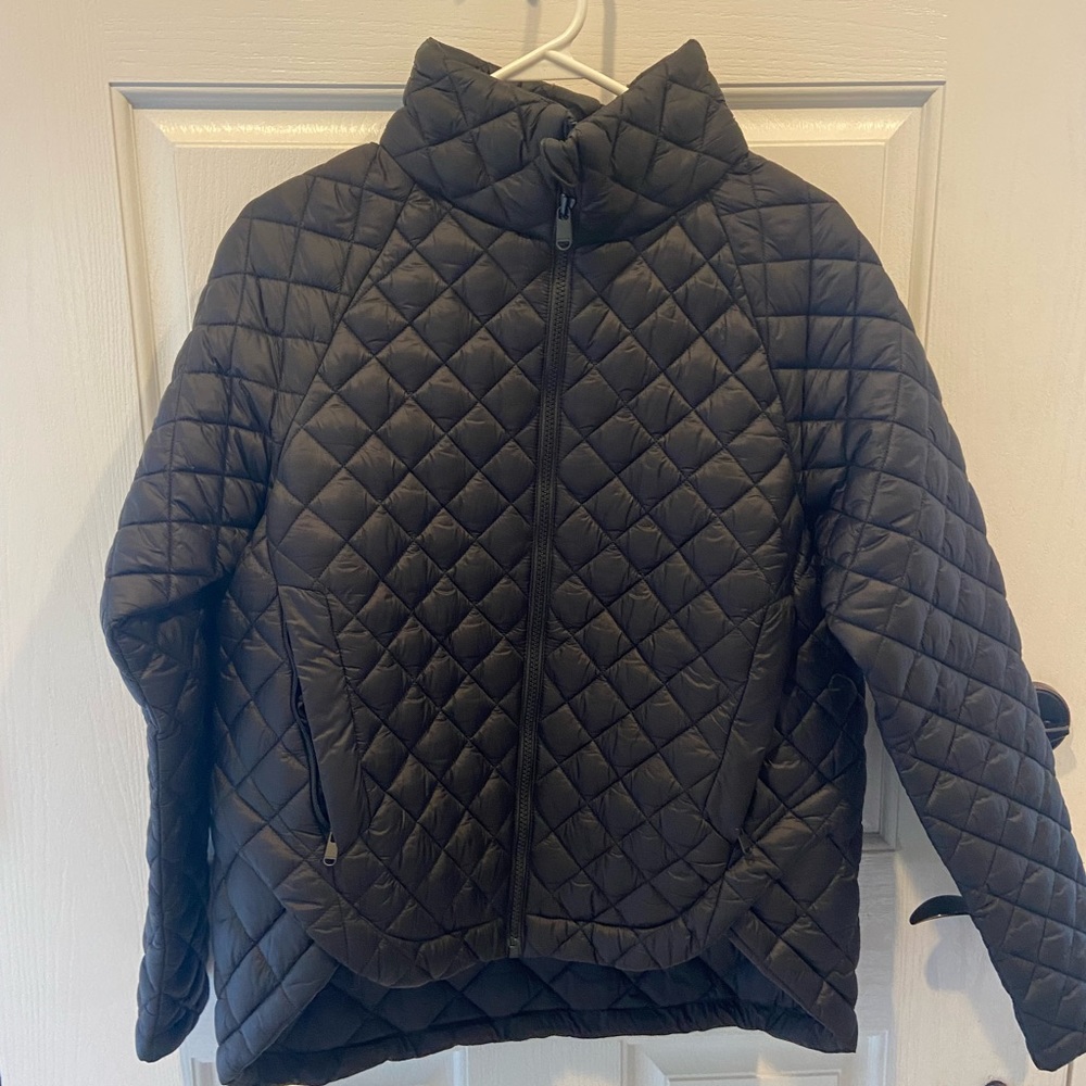 Athleta Whisper Featherless Puffer Jacket Small